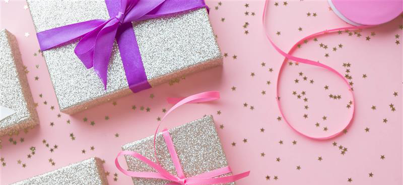 pink purple presents